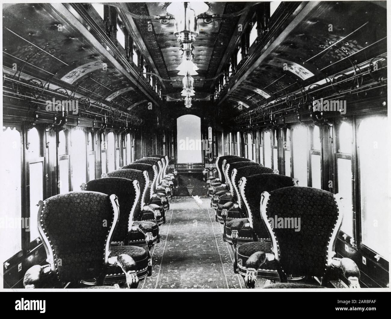 Tren de pasajeros de ferrocarril Midland 1900 Fotografía de stock - Alamy
