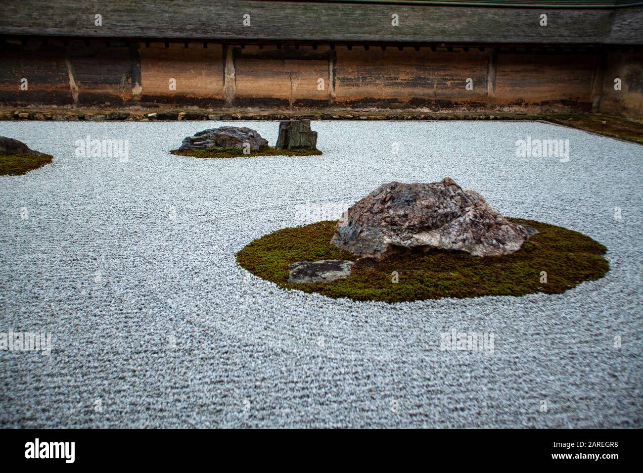 Jardín zen fotografías e imágenes de alta resolución - Alamy