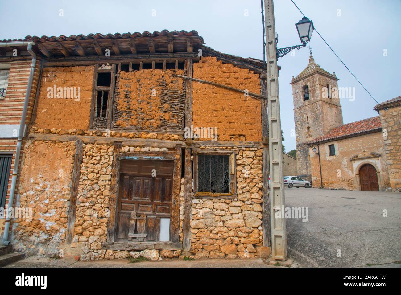 Iglesia abandonada españa fotografías e imágenes de alta resolución - Alamy Iglesia abandonada españa fotografías e imágenes de alta resolución - Alamy