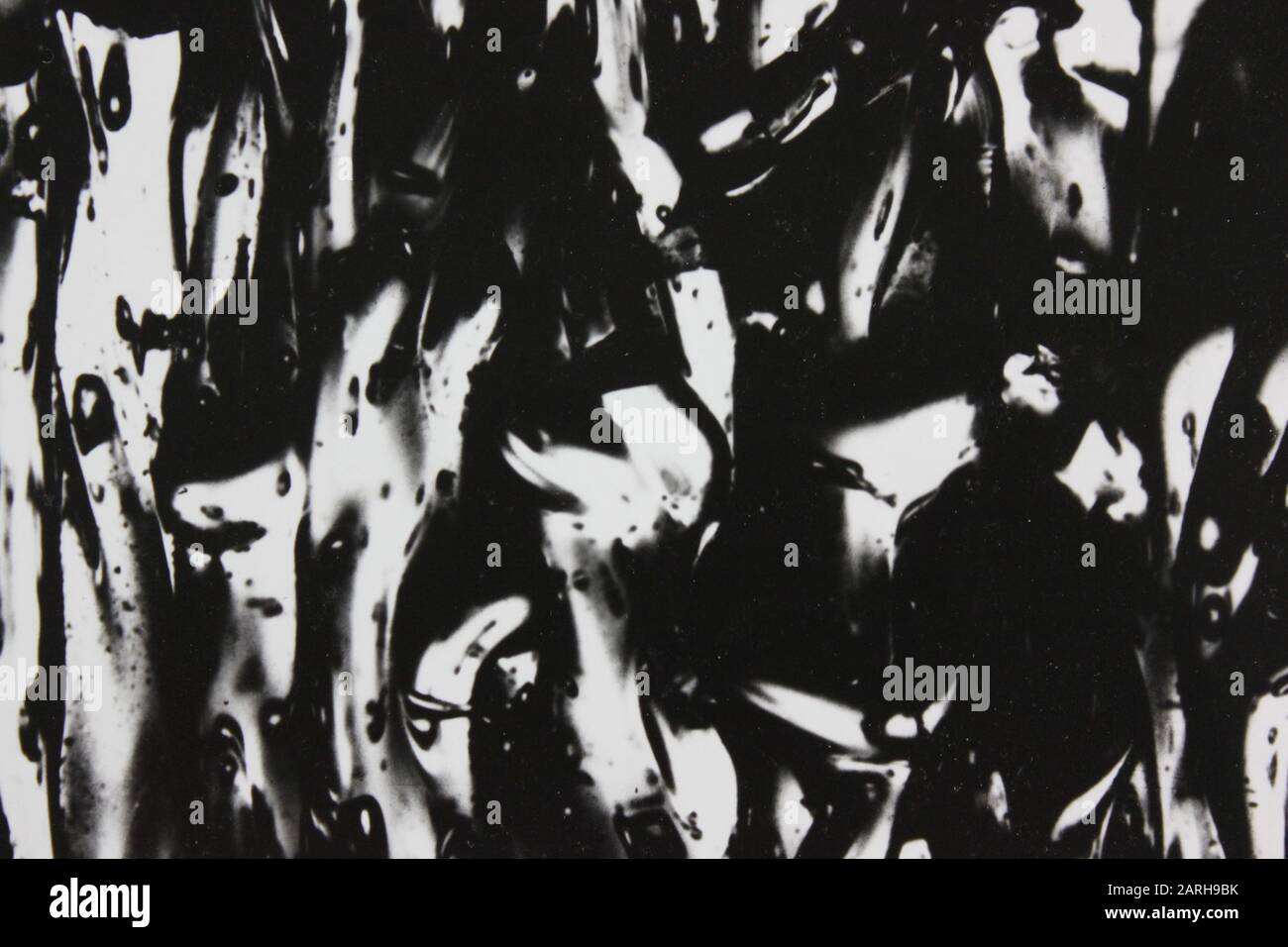 Fotografía abstracta extrema blanca y negra de los años setenta Foto de stock