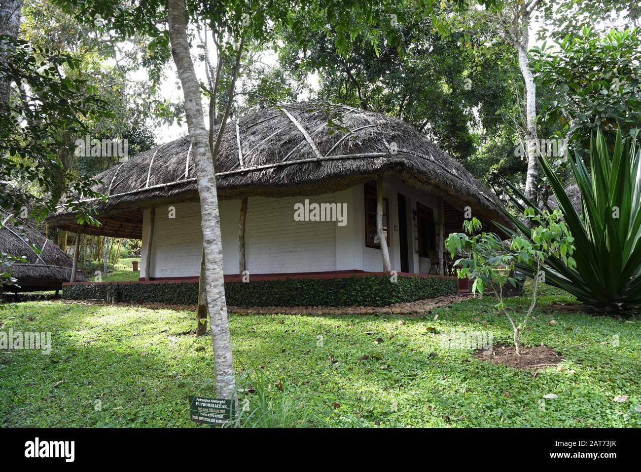 Spice Village (hotel de tierra CGH), un pueblo tribal situado en un