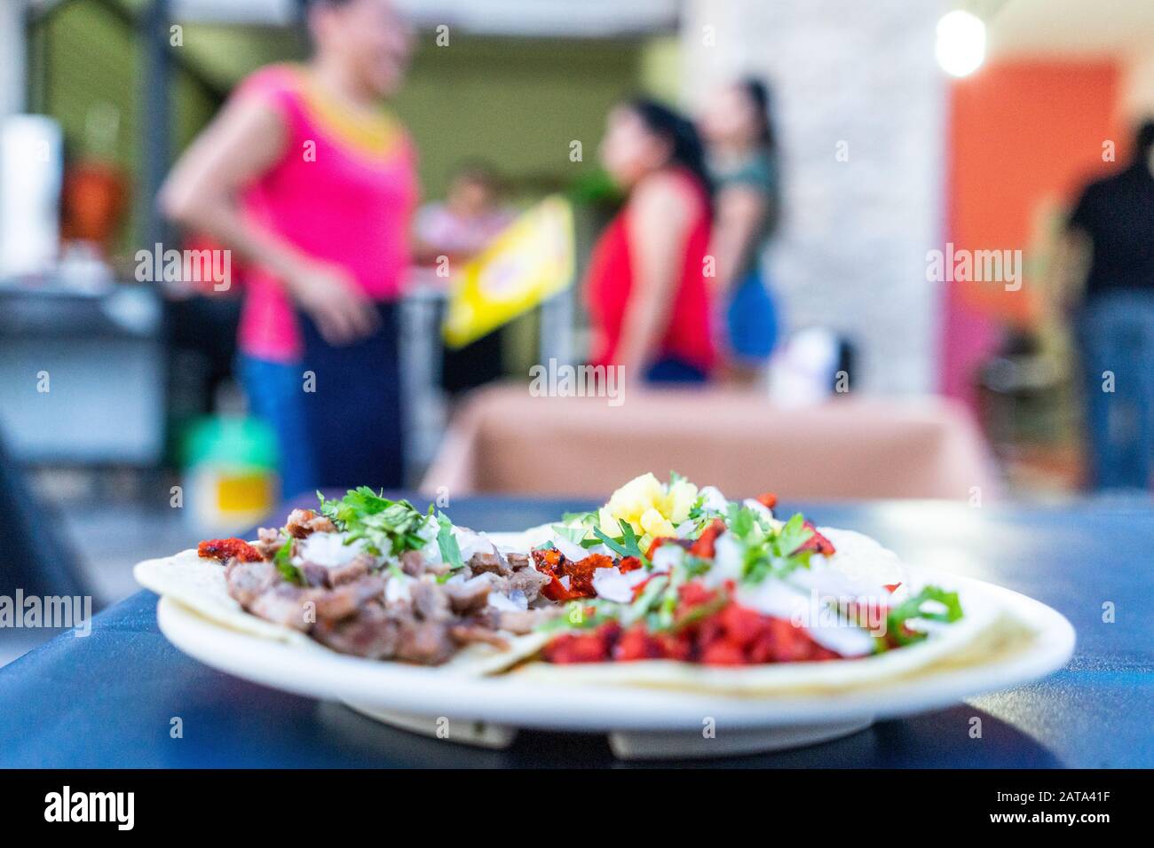 Tacos tradicionales 'el pastor' en Cancún, México Fotografía de stock