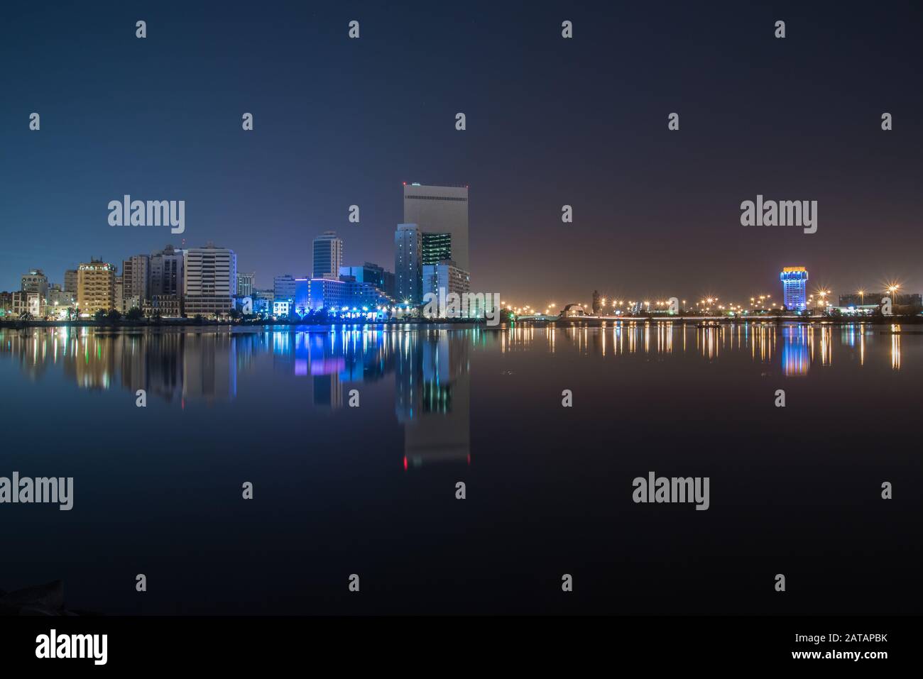 Al Balad, Vista Nocturna Del Centro De La Ciudad De Jeddah Foto de stock