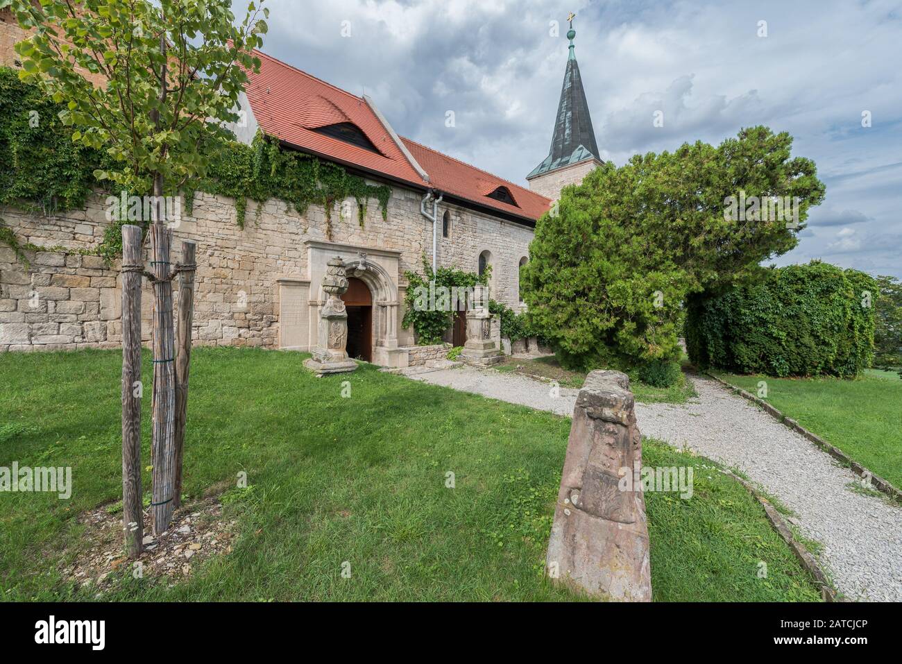 Iglesia del monasterio en Zscheiplitz, Sajonia-Anhalt, Alemania Foto de stock