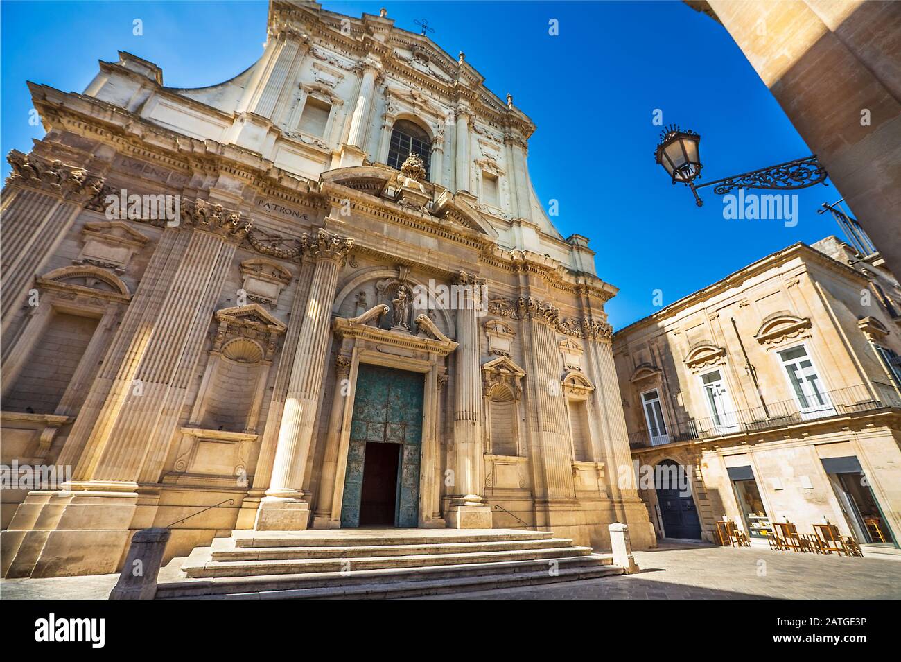 Lecce Apulia Italia el 14 de octubre de 2019 en la iglesia Chiesa di Sant'Irene Foto de stock