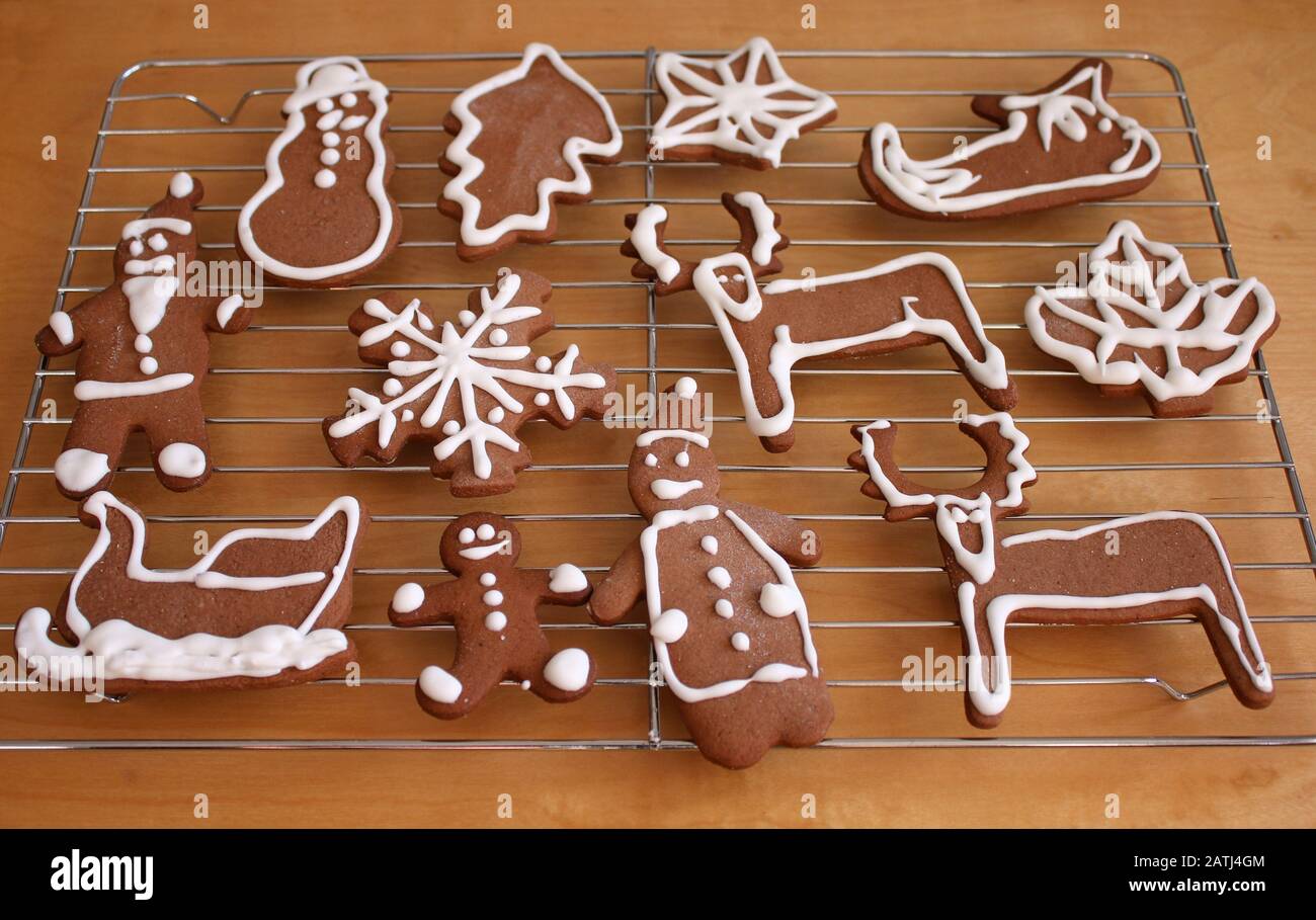 Decoración de galletas de jengibre de Navidad Foto de stock