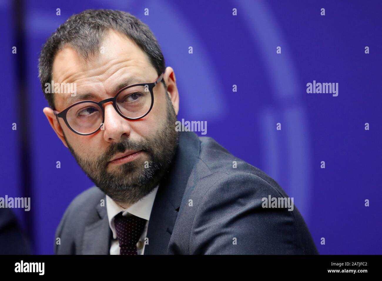 Italia, Roma, 29 de enero de 2020 : Stefano Patuanelli, ministro italiano de Desarrollo Económico, participa en la firma de un acuerdo estratégico para Foto de stock