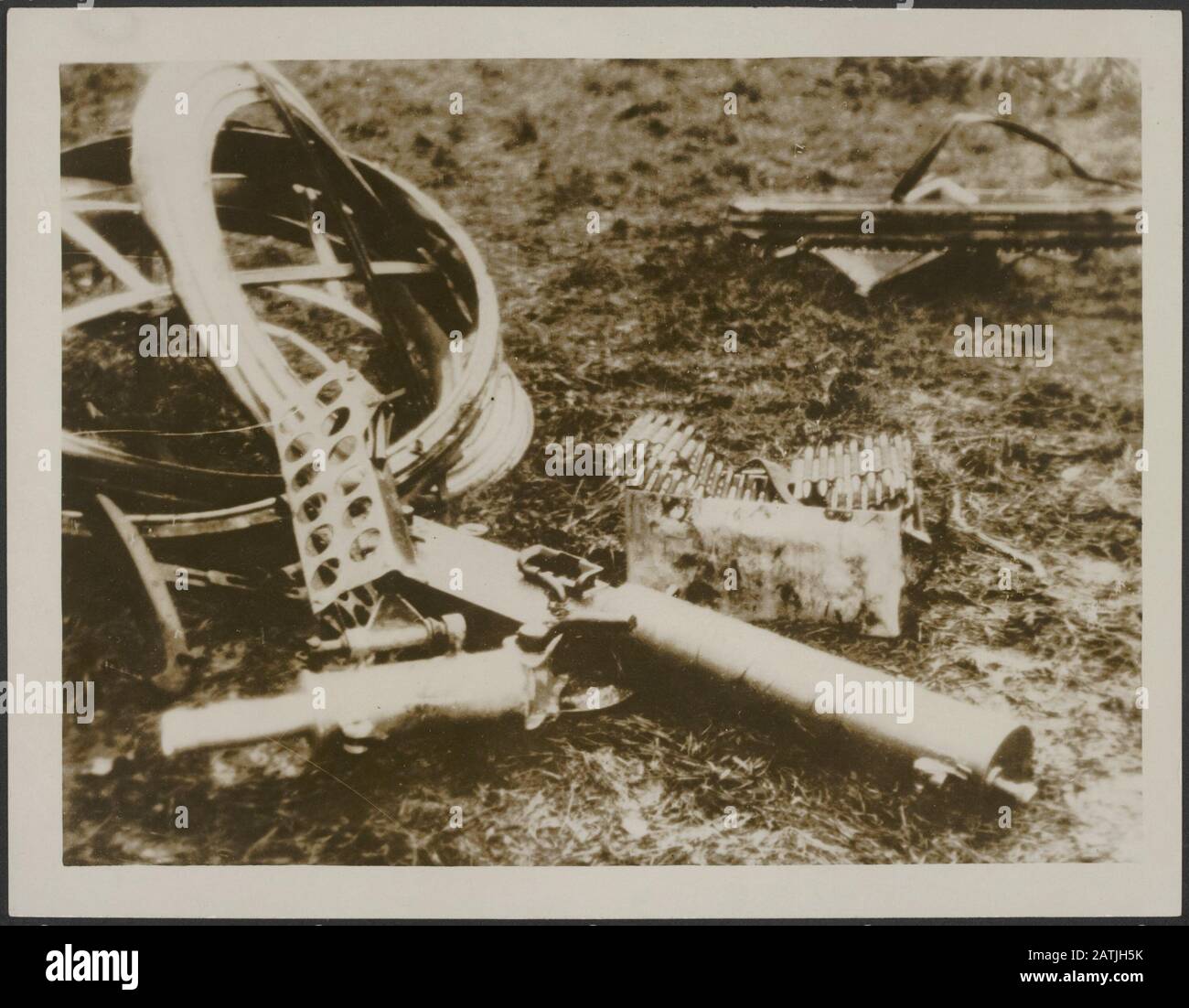 Zeppelin Traído abajo en Potters Descripción de la barra Ametralladora