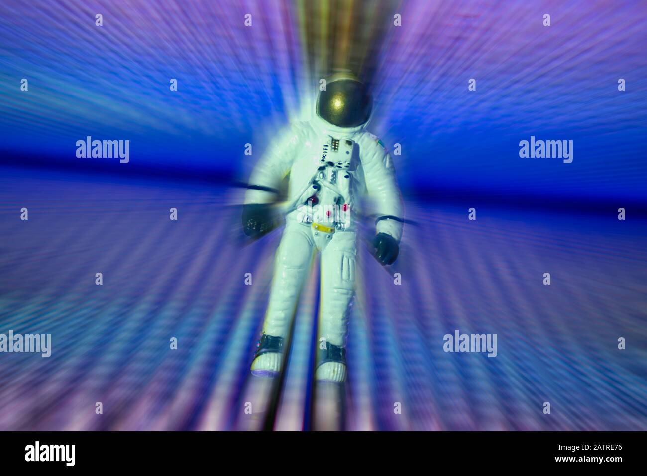 Montreal,Quebec,Canadá,febrero de 4,2020.Concepto de viaje espacial por un astronauta.Montreal,Quebec,Canadá.crédito:Mario Beauregard/Alamy News Foto de stock