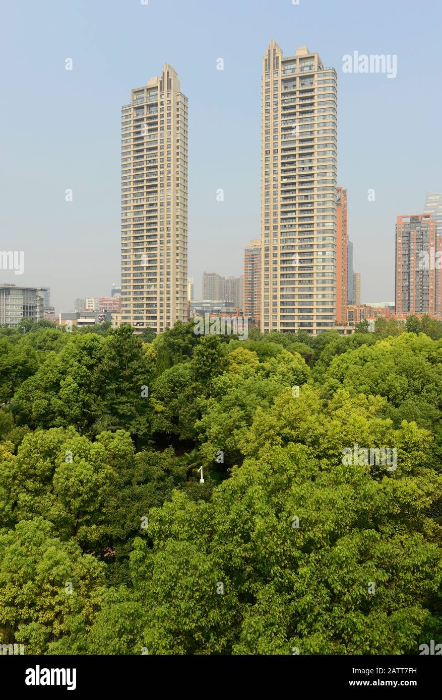 Bloques de edificios de apartamentos, Hankou, Wuhan, China Foto de stock