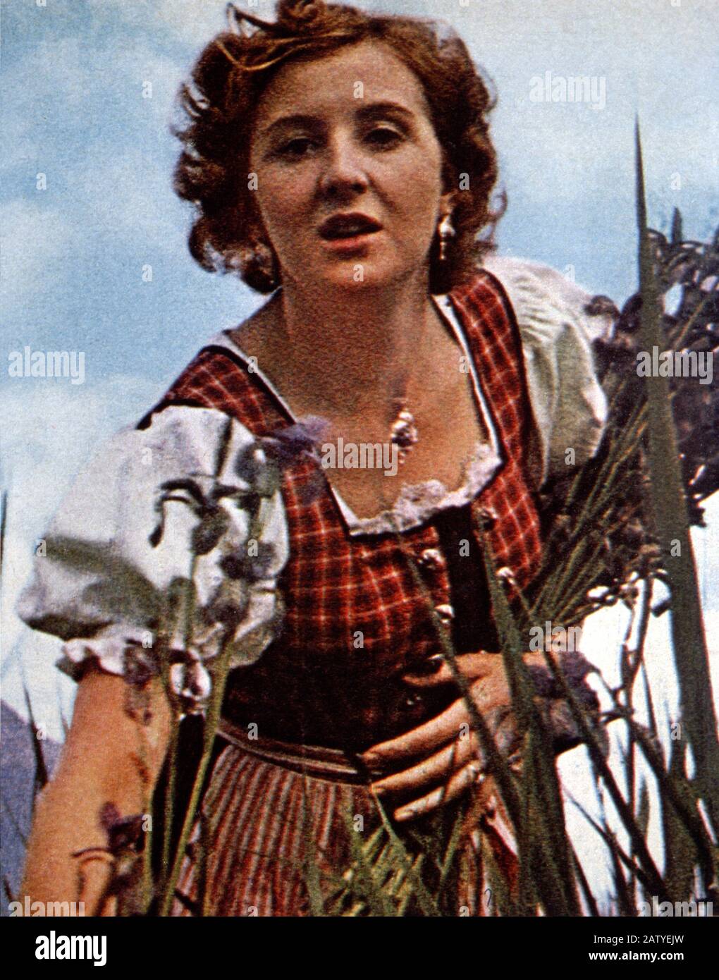 1930 , ALEMANIA : EVA BRAUN , vestido bávaro , en Berchtesgaden - foto tomada de una película personal de 16 mm filmada por ADOLF HITLER himsel Foto de stock