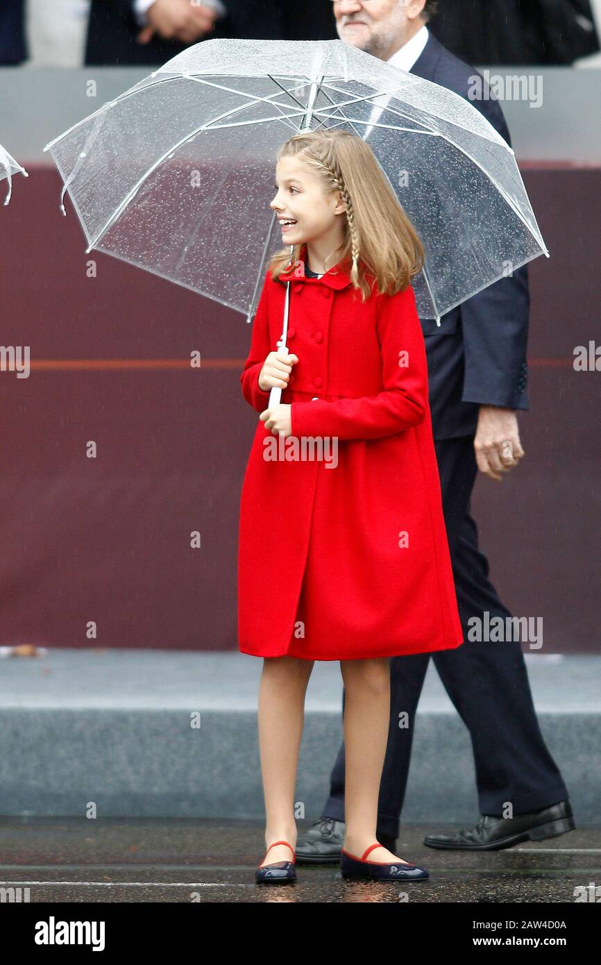La Princesa Sofía de España asiste al desfile militar del día Nacional.  Octubre 12 ,2016. (ALTERPHOTOS/Acero) NORTEPHOTO.COM Fotografía de stock -  Alamy
