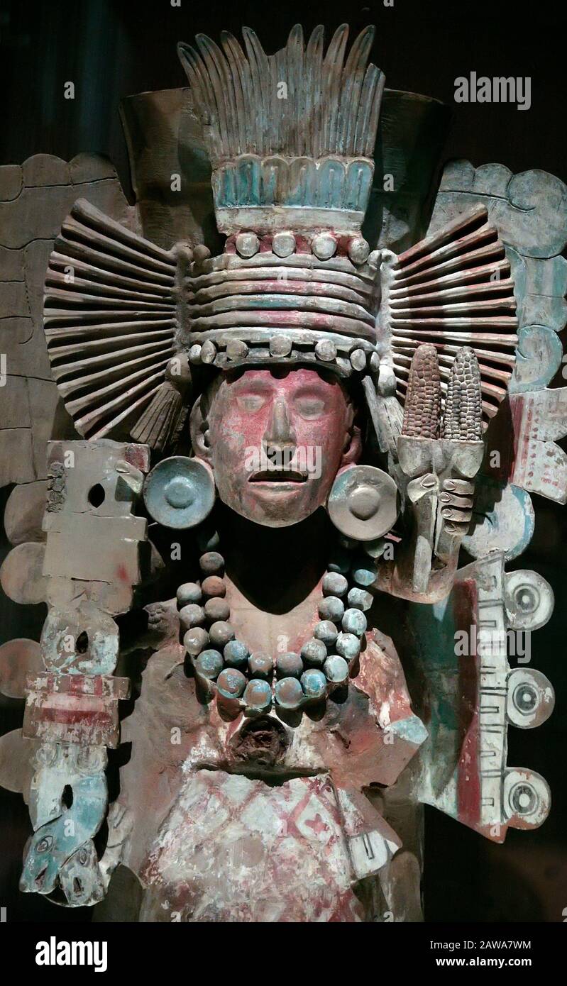Museo de Antropología de la figurilla precolombina, Ciudad de México, México Foto de stock