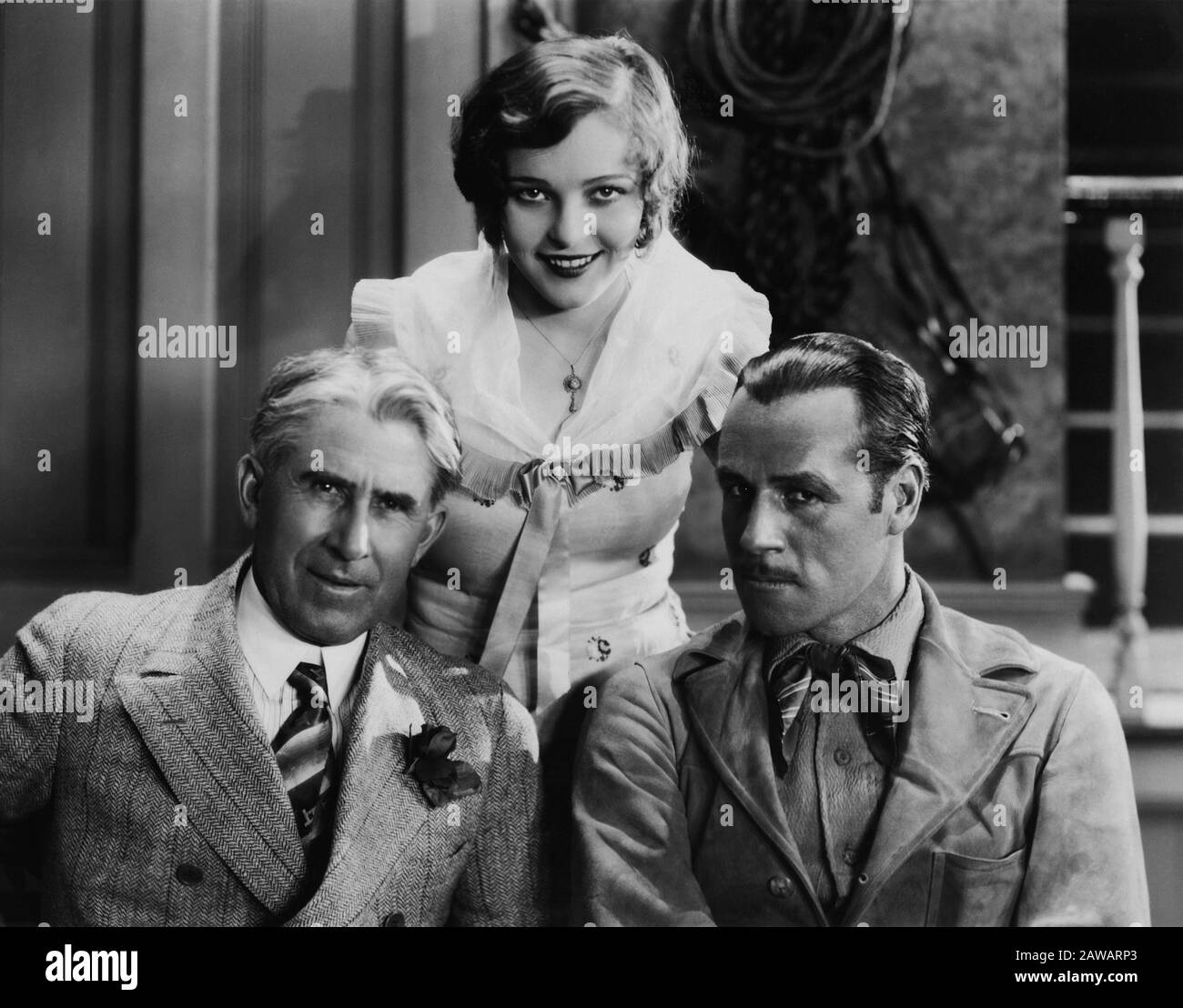 1928 , LOS ANGELES , USA : SALLY BLANE ( 1910 – 1997 ) y JACK HOLT ( 1888 – 1951 ) durante la realización de la película THE VANISHING Foto de stock