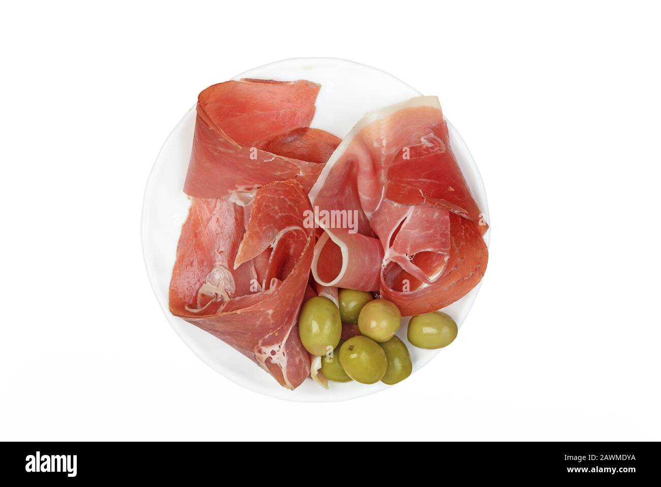Parma Ham y aceitunas verdes aperitivo vista superior Foto de stock