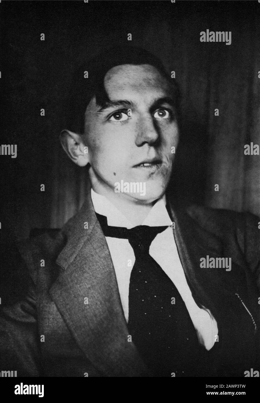 1910 , Marburg , ALEMANIA : el director marxista del teatro alemán ERWIN  PISCATOR ( 1893 - 1966 ). Director y productor de teatro y, junto con  Bertolt Fotografía de stock - Alamy