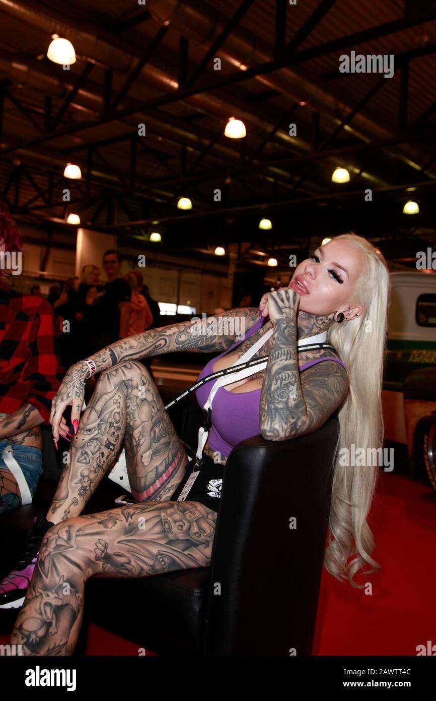 Gymgamergirl auf der Tattoo Convention in der Messehalle Dresden. Dresde, 08.02.2020 Foto de stock