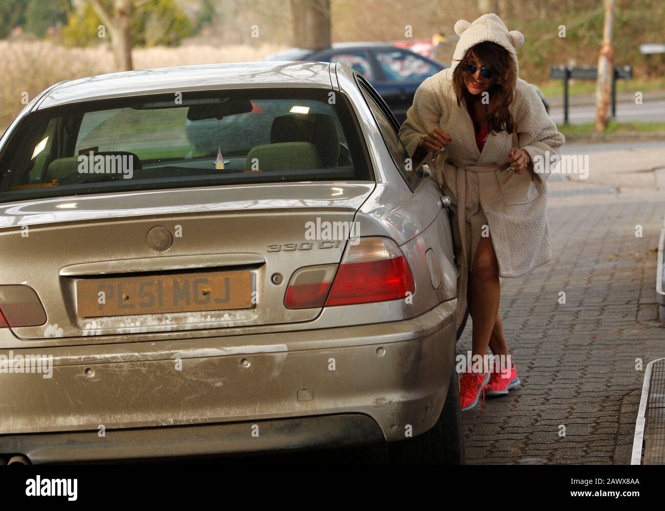 Lizzie Cundy desafió el 'no pijama en la carrera escolar' y llevó su