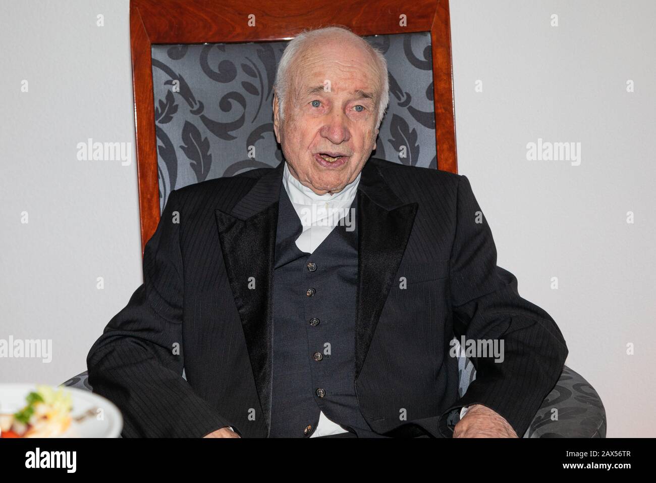 Armin Mueller Stahl Beim 15 Semperopernball En Dresde En Der Semper Oper Dresde 07 02 Fotografia De Stock Alamy