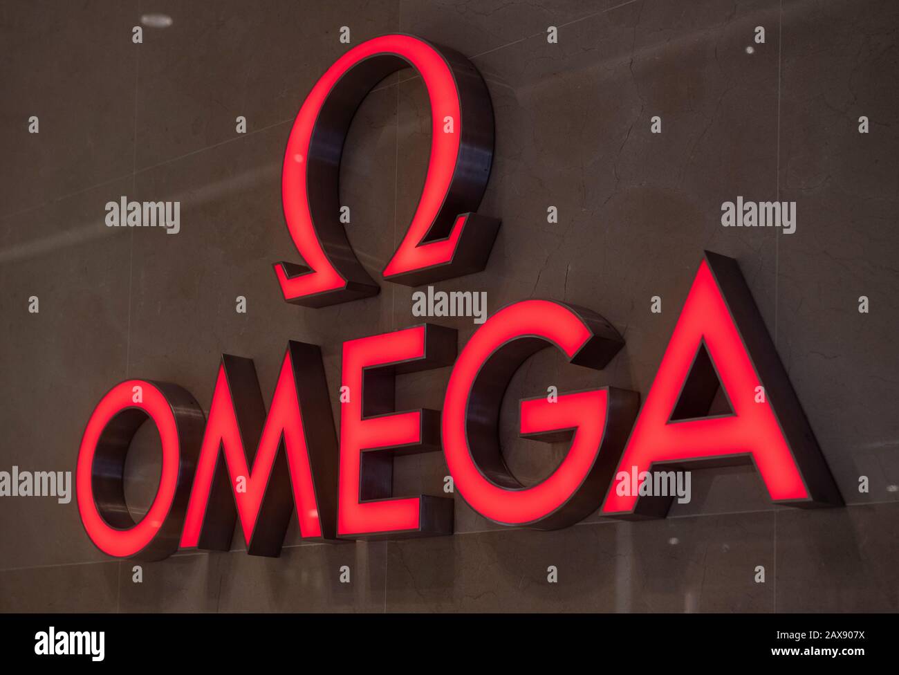 Logo omega fotografías e imágenes de alta resolución - Alamy