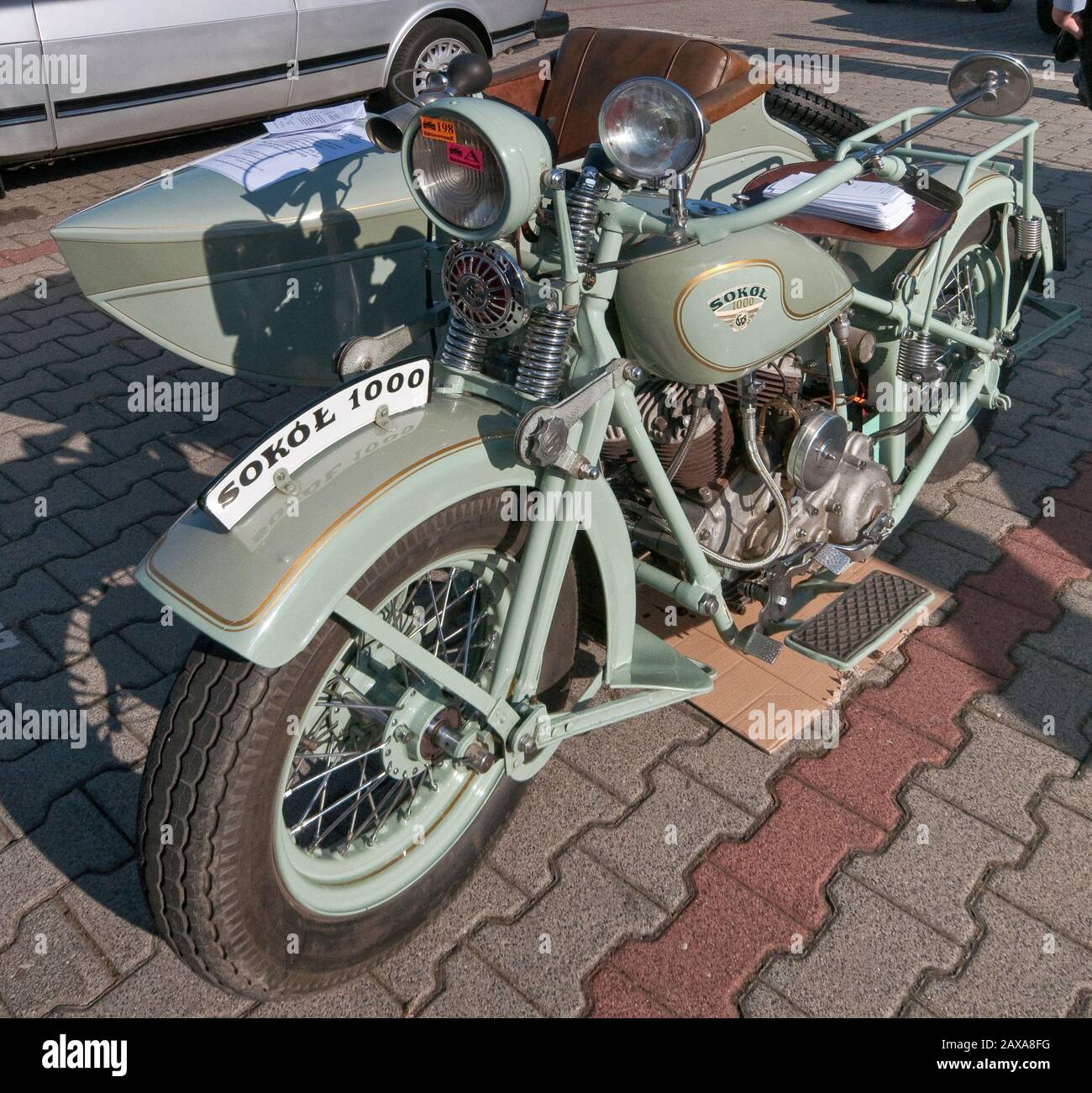 Sokol 1000, motocicleta polaca antes de la guerra en la feria Oldtimer Bazar  en Wrocław, Baja Silesia, Polonia Fotografía de stock - Alamy