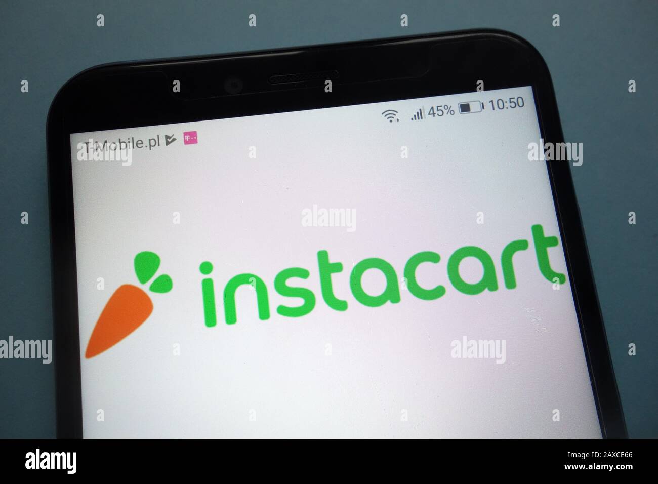 Logotipo de Instacart en el smartphone Foto de stock