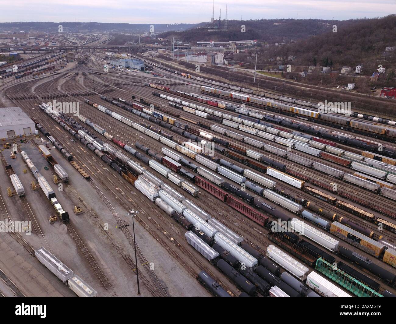 Drone tren aéreo patio Cincinnati Ohio Foto de stock