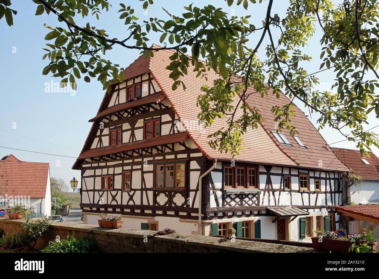 Casa de guerra campesina en Nußdorf Foto de stock