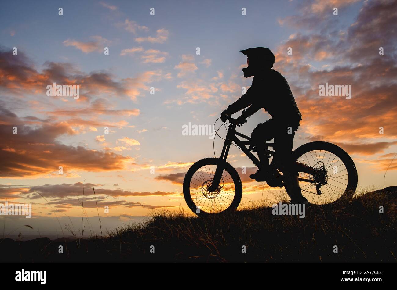 Fondo de pantalla del ciclista fotografías e imágenes de alta resolución -  Alamy