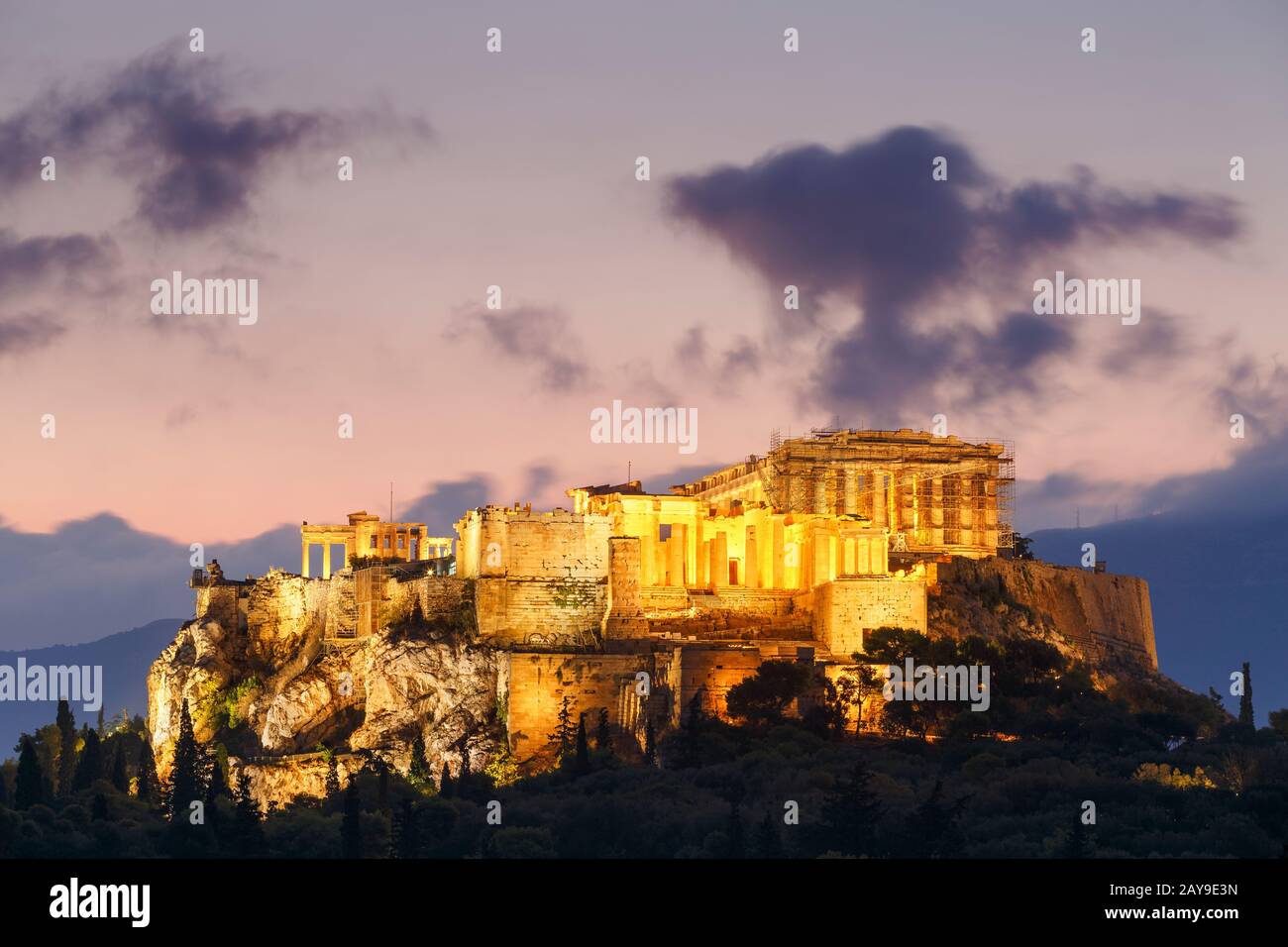 Por la mañana vista de la Acrópolis de Pnyx, en Atenas, Grecia. Foto de stock