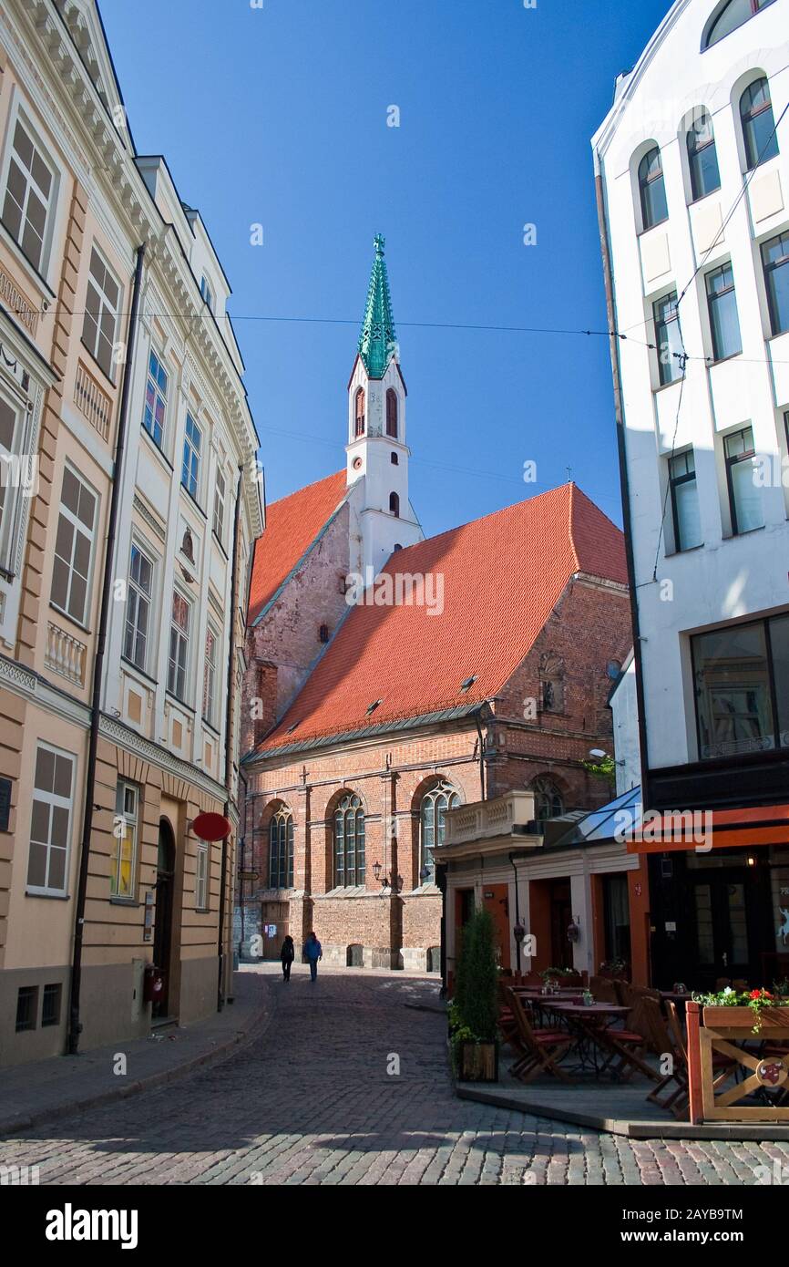 Calle de la vieja Riga. Letonia Foto de stock