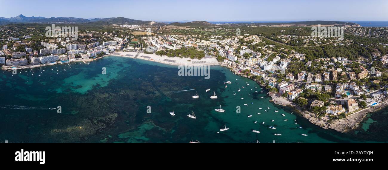 Vista aérea, vuelo a Santa Ponca y el puerto deportivo, Mallorca, España Foto de stock
