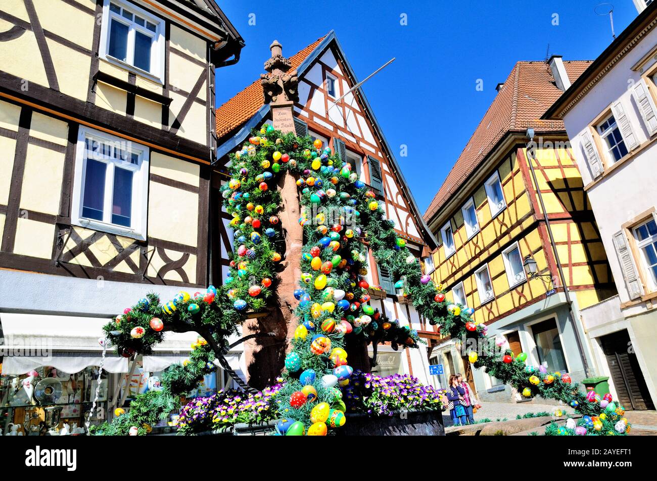 Semana Santa en el casco antiguo de Gernsbach Selva Negra Alemania Foto de stock