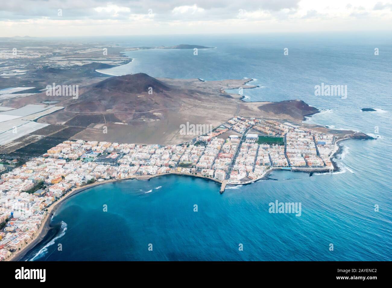 Vista aérea del paisaje costero de la isla de Gran Canaria Foto de stock