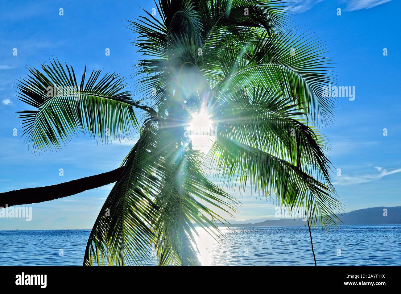 Sol sobre Raja Ampat Foto de stock