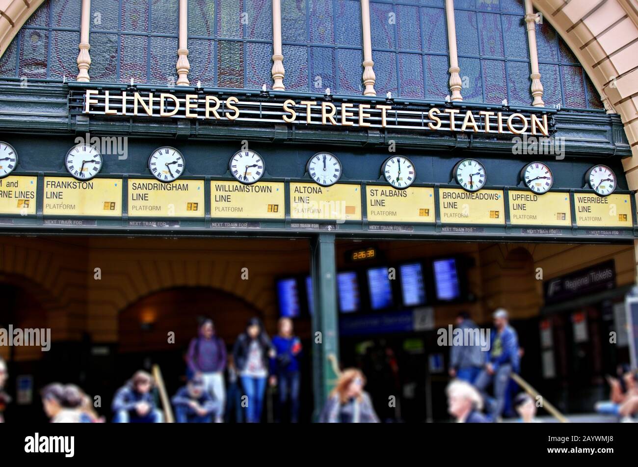 Entrada A La Estación De Flinders Street, Melbourne, Australia Foto de stock