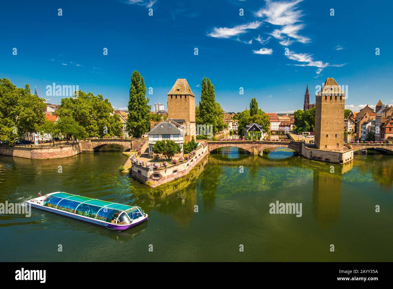 Puente Medieval Ponts Couverts, Barrage Vauban, Estrasburgo, Alsacia, Francia Foto de stock