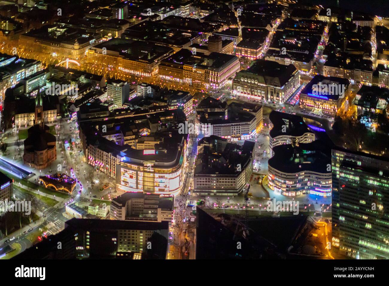 Foto aérea, centro comercial, Schadow Arcades, LÖ, Königsallee, Düsseldorf, Renania del Norte, Renania-Westfalia, Alemania, DEU, Europa, vista de pájaro, Foto de stock