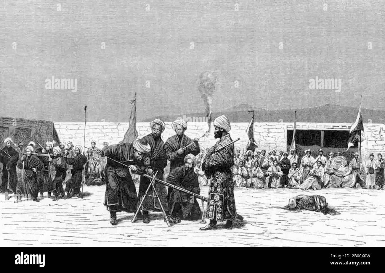 China: "Ejercicios de disparos de los tiroturchi. Dungans y Kashgar chino". Publicado en la revista rusa 'Niva' a partir de un dibujo realizado durante la Rebelión de Yaqub Beg (1865-77) por Charles Edouard Delort (1841-1895), 1879. Foto de stock