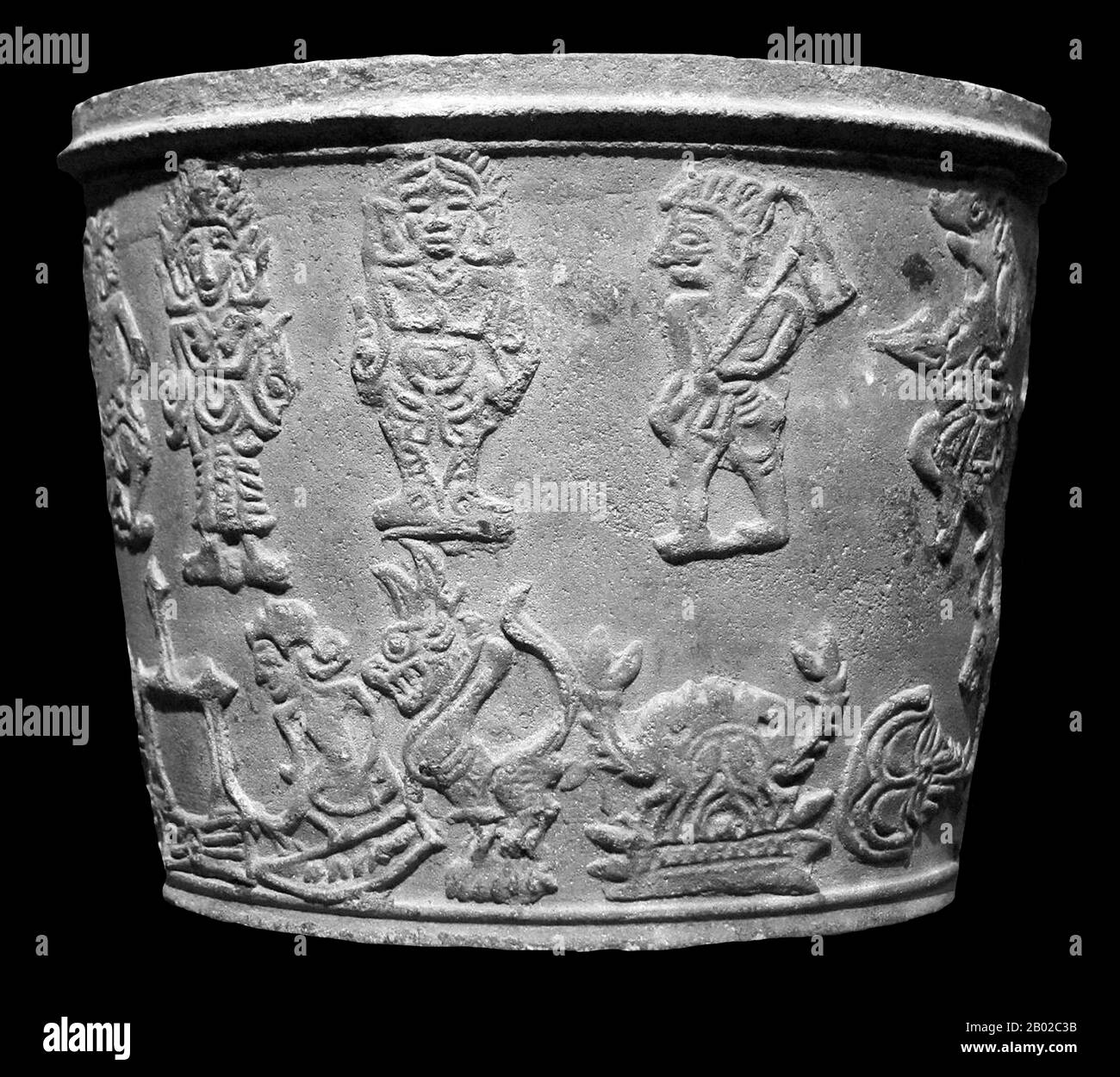 majapahit era un vasto imperio basado en la isla centrado en la isla de java indonesia moderna desde 1293 hasta alrededor de 1500 majapahit alcanzo su maximo esplendor durante la epoca de