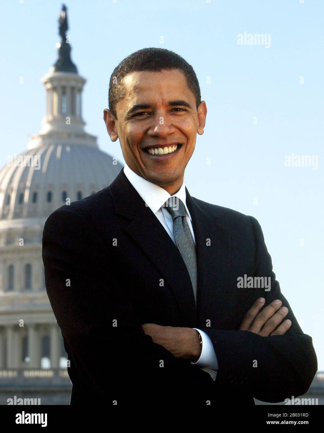 Barack Hussein Obama II (nacido el 4 de agosto de 1961) es el 44 y actual Presidente de los Estados Unidos, así como el primer afroamericano en ocupar el cargo. Nacido en Honolulu, Hawai, Obama se graduó en la Universidad de Columbia y en la Facultad de Derecho de Harvard, donde fue presidente de la Harvard Law Review. Foto de stock