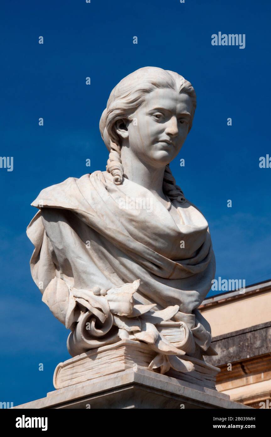 Poeta mariannina coffa fotografías e imágenes de alta resolución Alamy