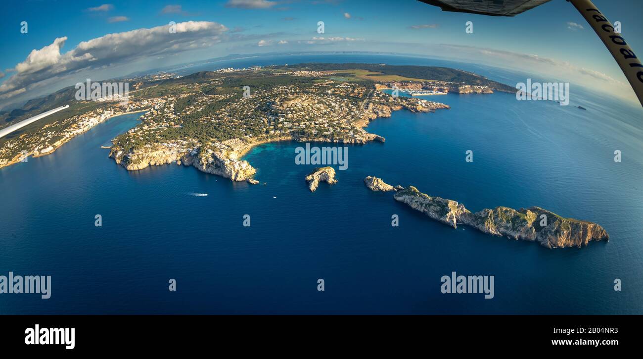 foto-aerea-costa-de-santa-ponsa-isla-illa-fiteni-isla-es-malgrats-calvia-mallorca-espana-europa-islas-baleares-bahia-es-es-malgrats-2b04nr3.jpg