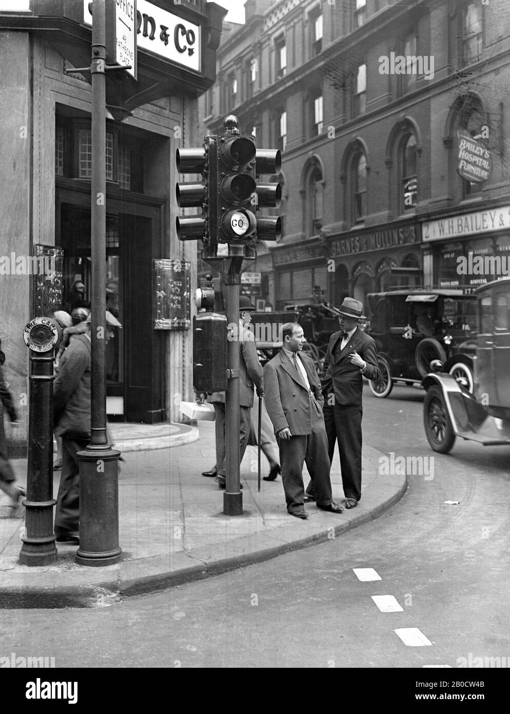 El nuevo semáforo de Oxford Street, Londres. Foto de stock
