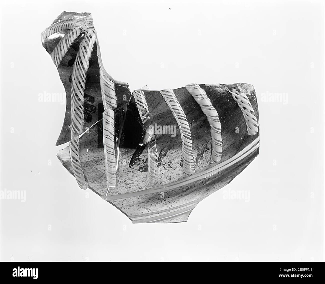 Fragmentos De Vidrio Pegados Fotograf as E Im genes De Alta Resoluci n 