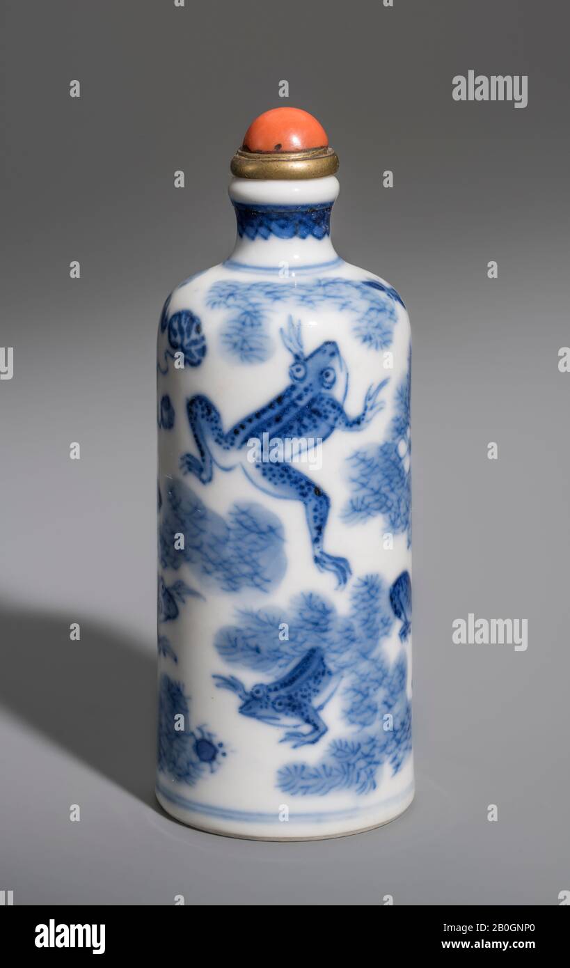 Chino, Botella De Snuff, Porcelana, Altura: 3 1/8 Pulg. (7.9 cm Foto de stock