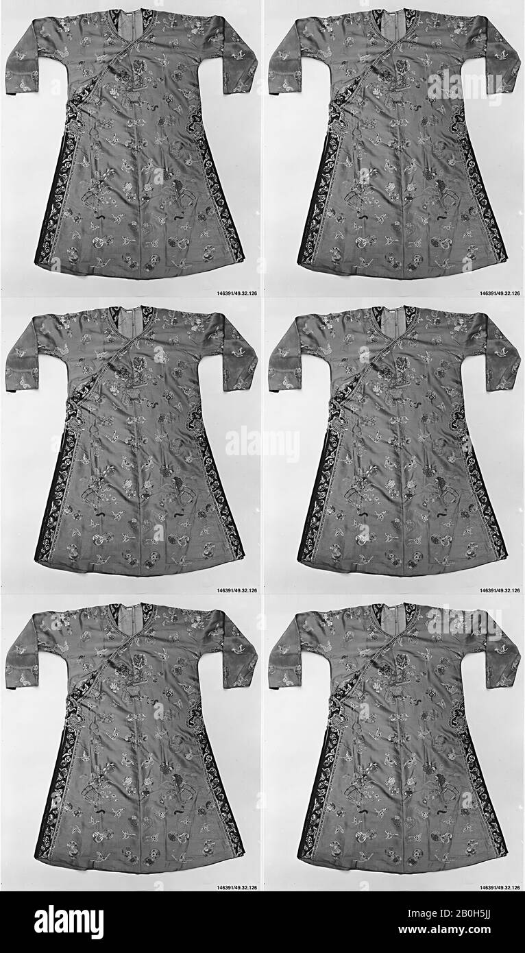 Traje de mujer, China, siglo XX, China, Gasa, 58 pulg. (147.3 cm), Vestuario-bordado Foto de stock