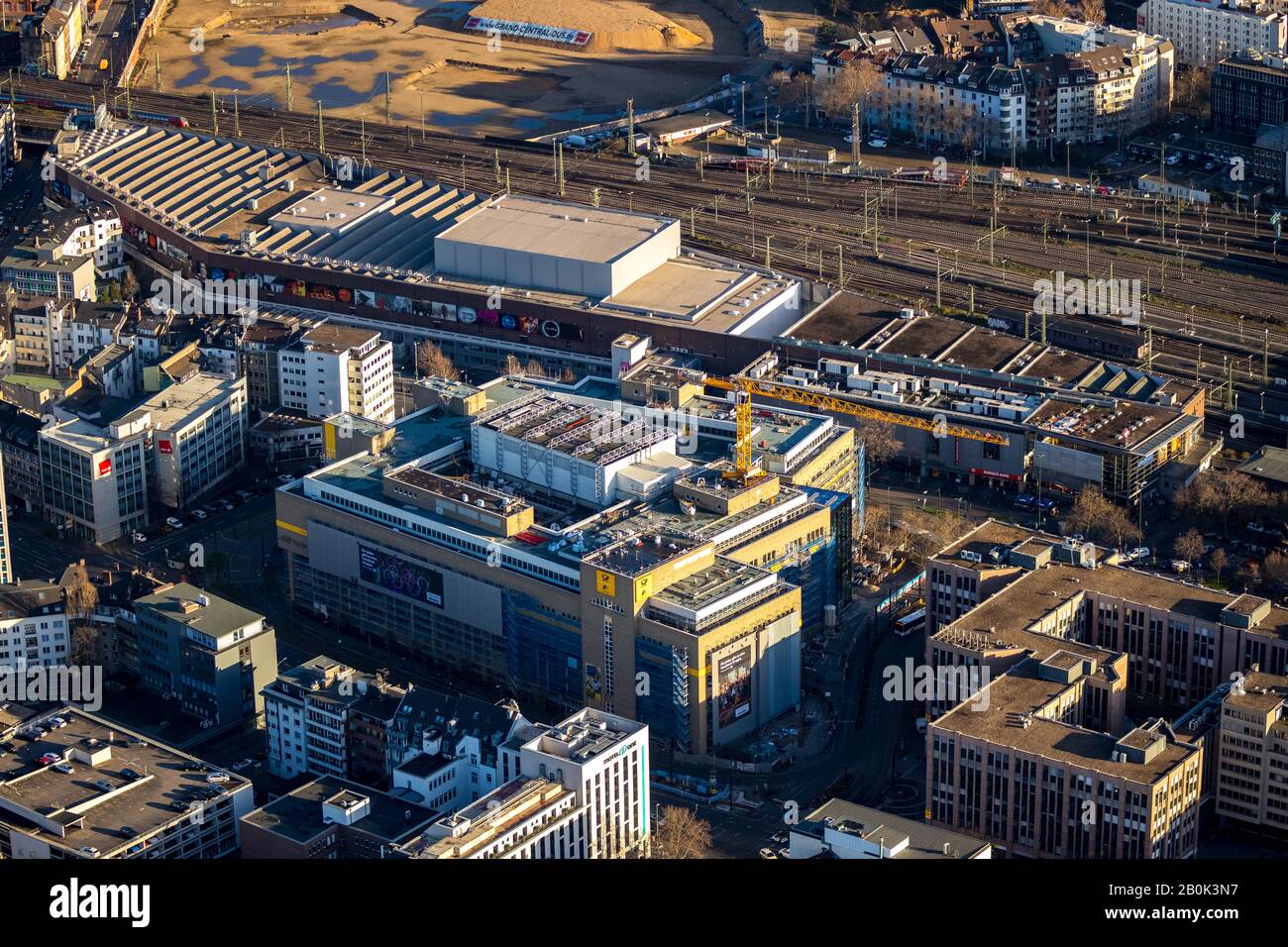 Foto aérea, Düsseldorf estación central, estación explanada rediseño y revitalización, Düsseldorf, Renania, Renania del Norte-Westfalia, Alemania, miembr Foto de stock