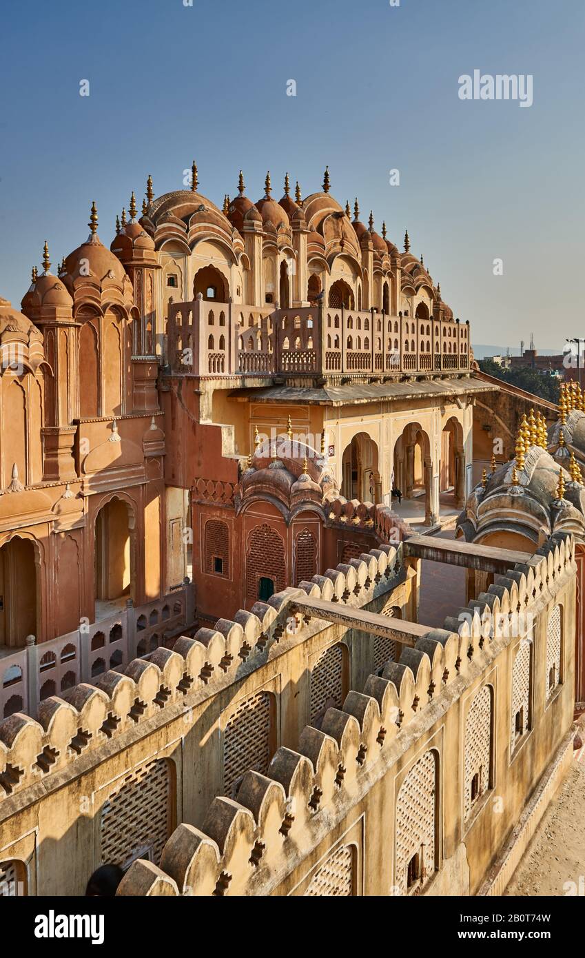 Parte trasera del Palacio de los vientos, Hawa Mahal, Jaipur, Rajasthan, India Foto de stock