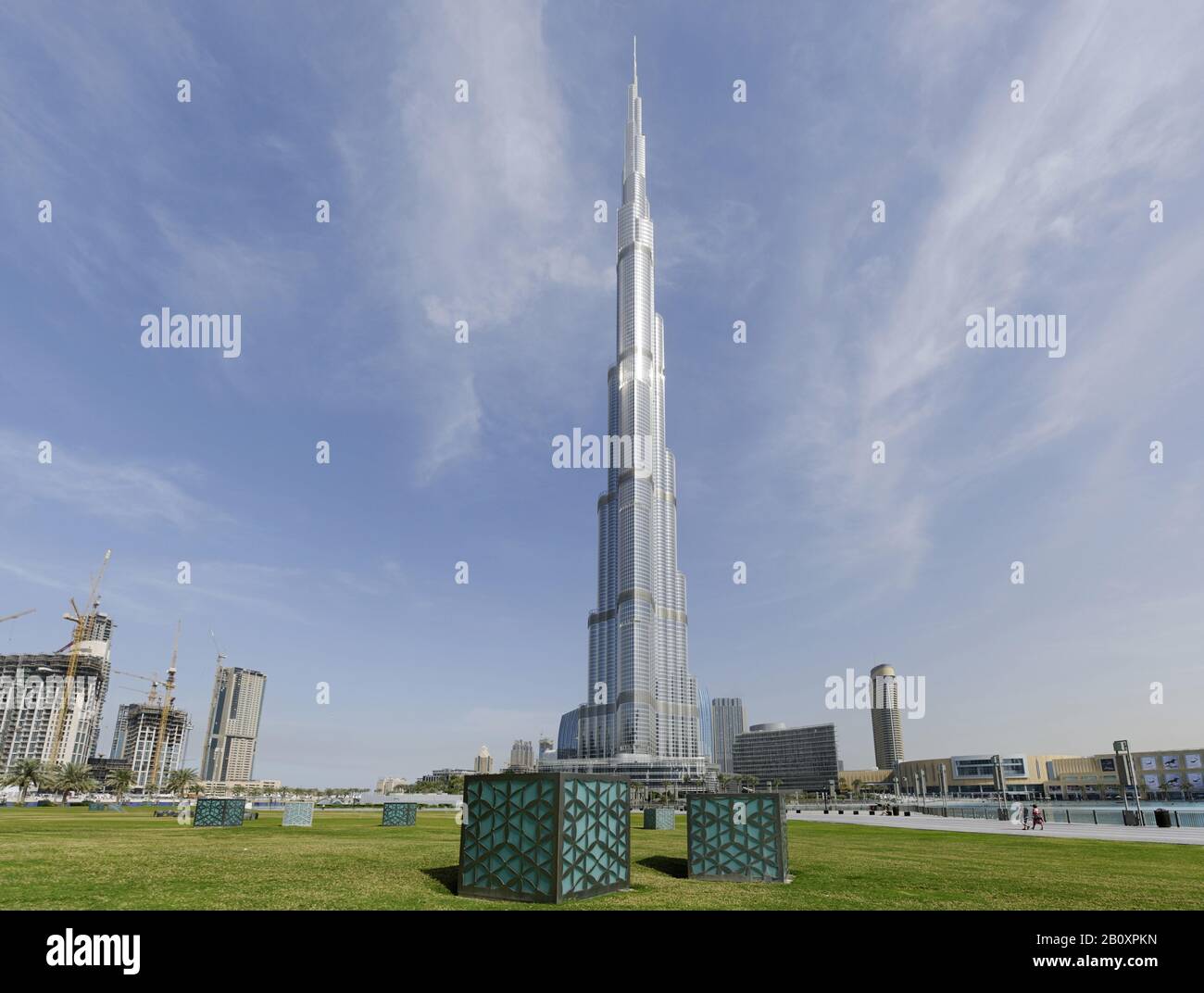 Burj Khalifa, Burj Park, Dubai, Emiratos Árabes Unidos, Asia, Foto de stock